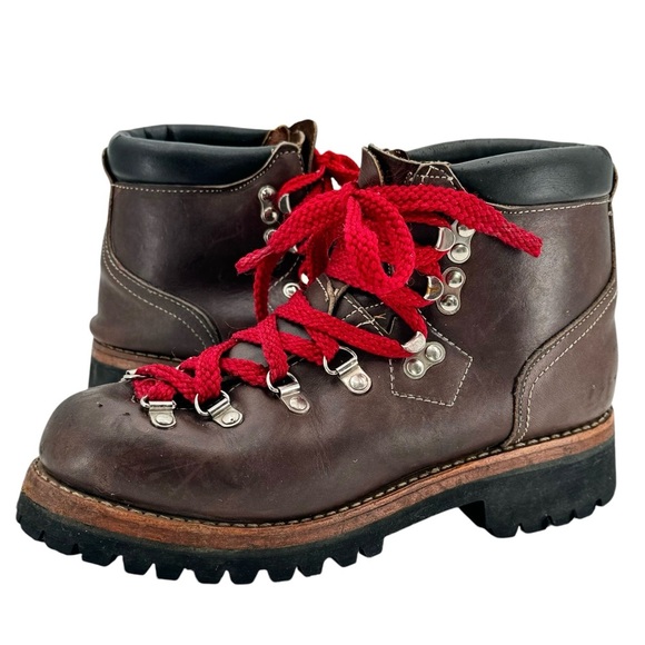 Vintage Hiking Boots JC Penney Lace Up Brown Leather Red Laces Vibram Soles 7.5 - Picture 1 of 11